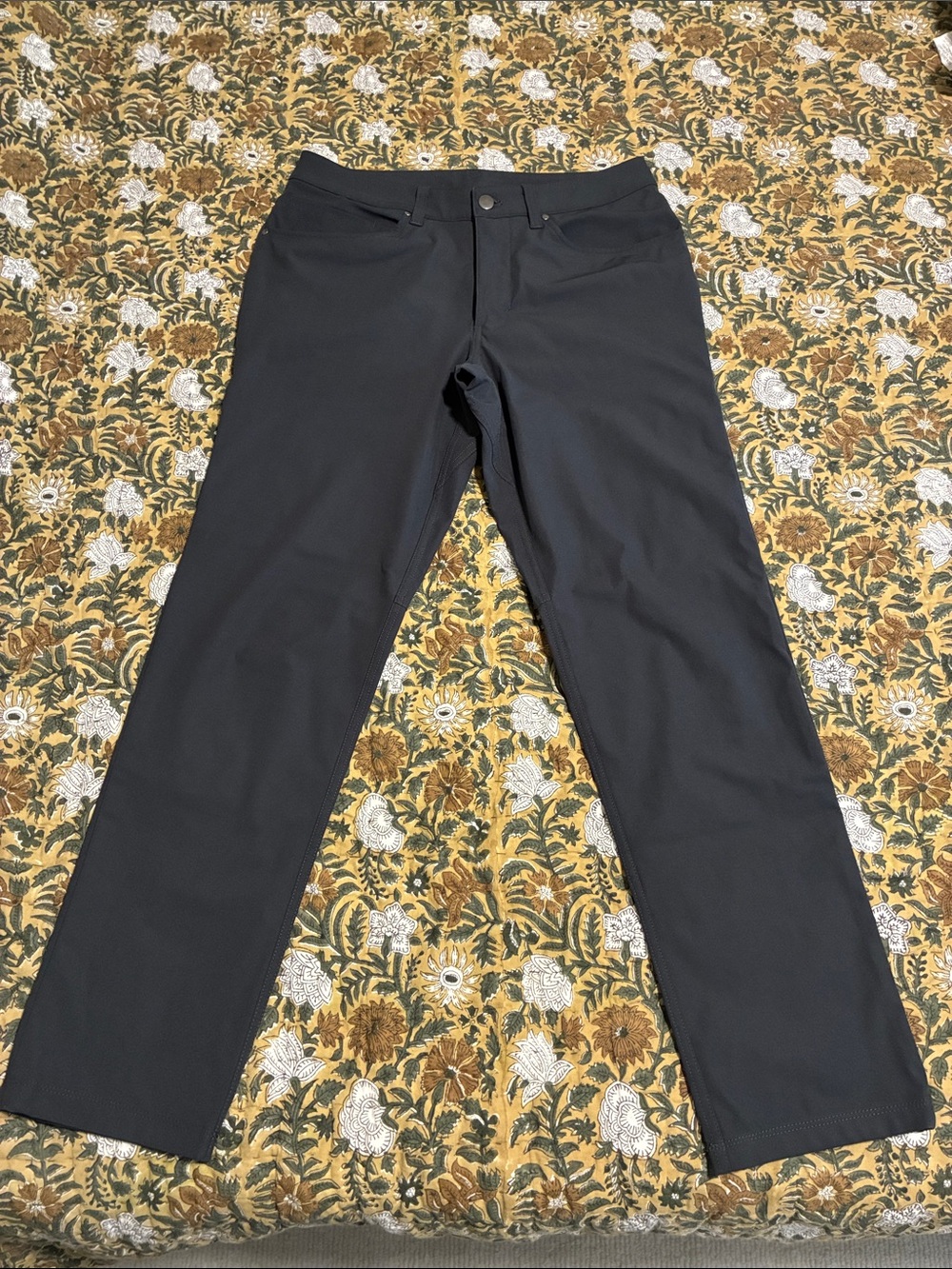 Men’s lululemon abc pants
